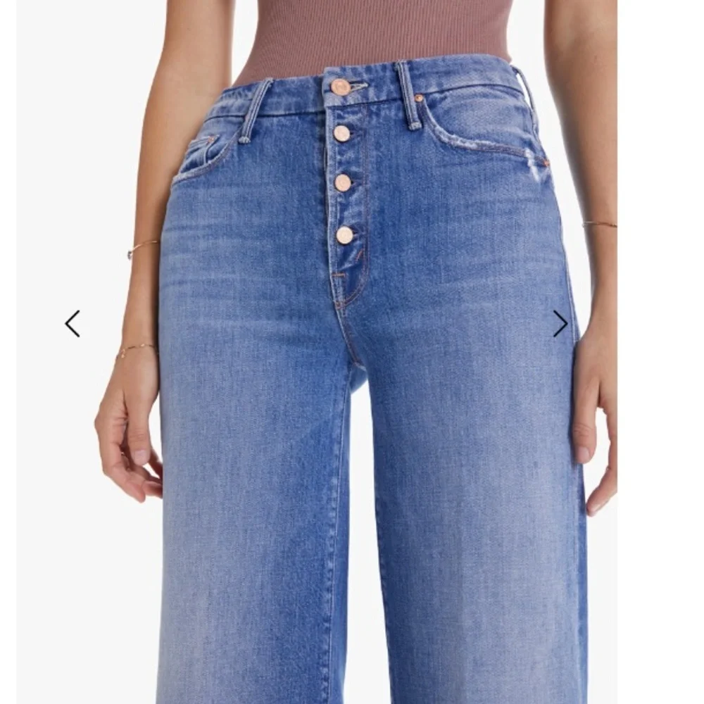 MOTHER The Pixie Roller Ankle Fray Jeans - Picture 5 of 5